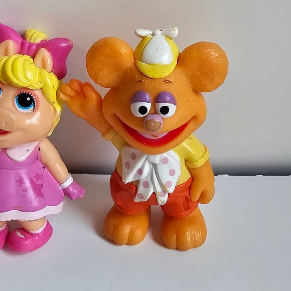 Miss Piggy and Fozzy Disney Jr Muppet Babies Muppet Characters Just Play 2019 - Picture 4 of 7